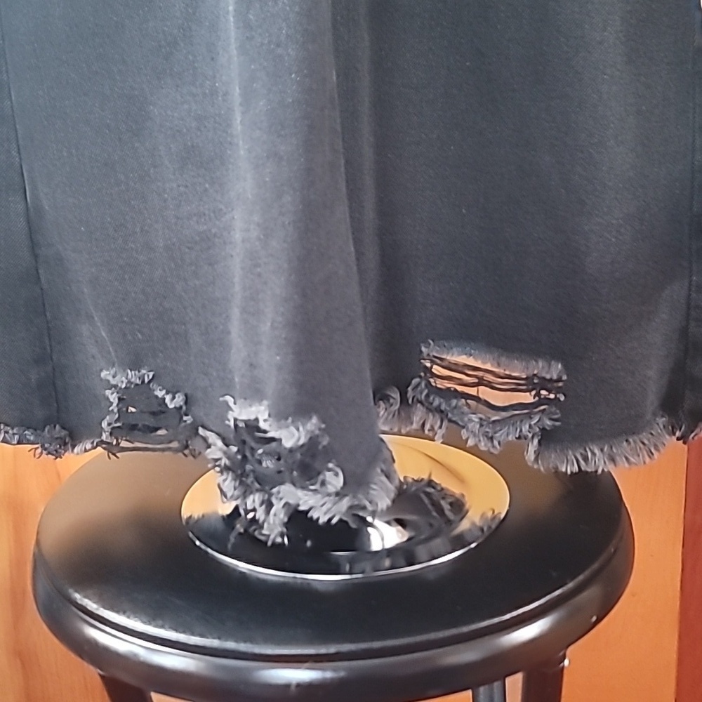 Destressed Jean Shacket - Picture 10 of 10